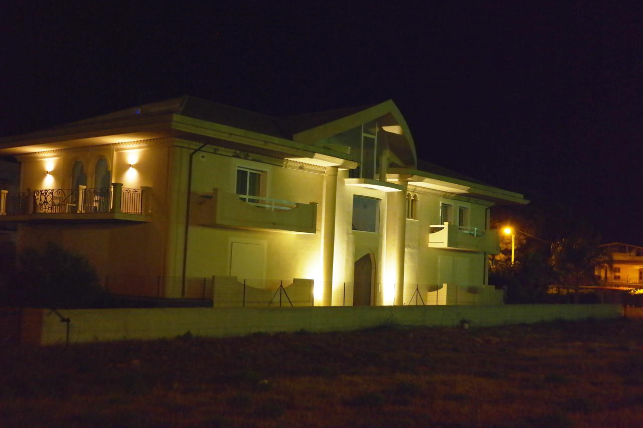 Bed and Breakfast Ermes Авола Экстерьер фото